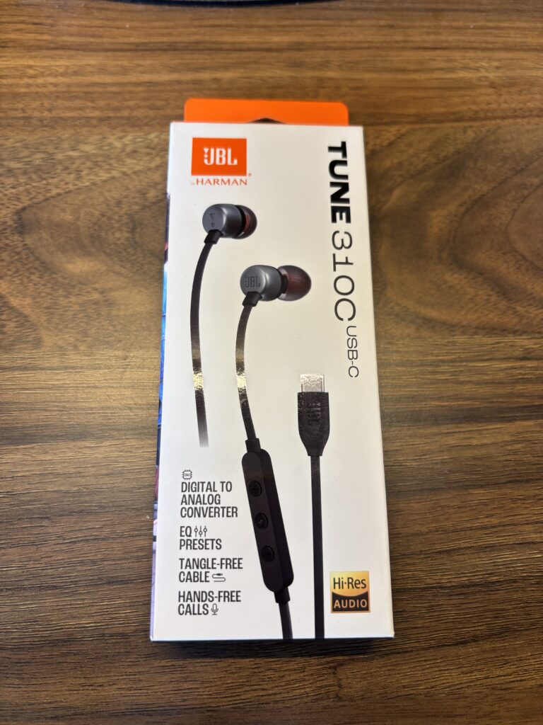 JBLの有線イヤホンTUNE 310C